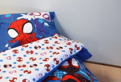 Sängkläder för barn - Spiderman City Adventures påslakanset för barn 100×135 cm, 40×60 cm