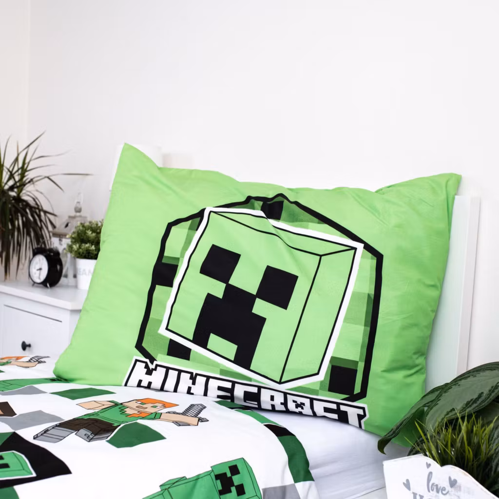 Minecraft Out of the Box bäddset 140x200cm, 70x90 cm mikrofiber