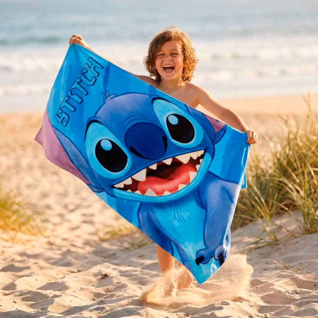 Disney Lilo & Stitch “Big Smile” Badhandduk 70x140 cm – Fast Dry