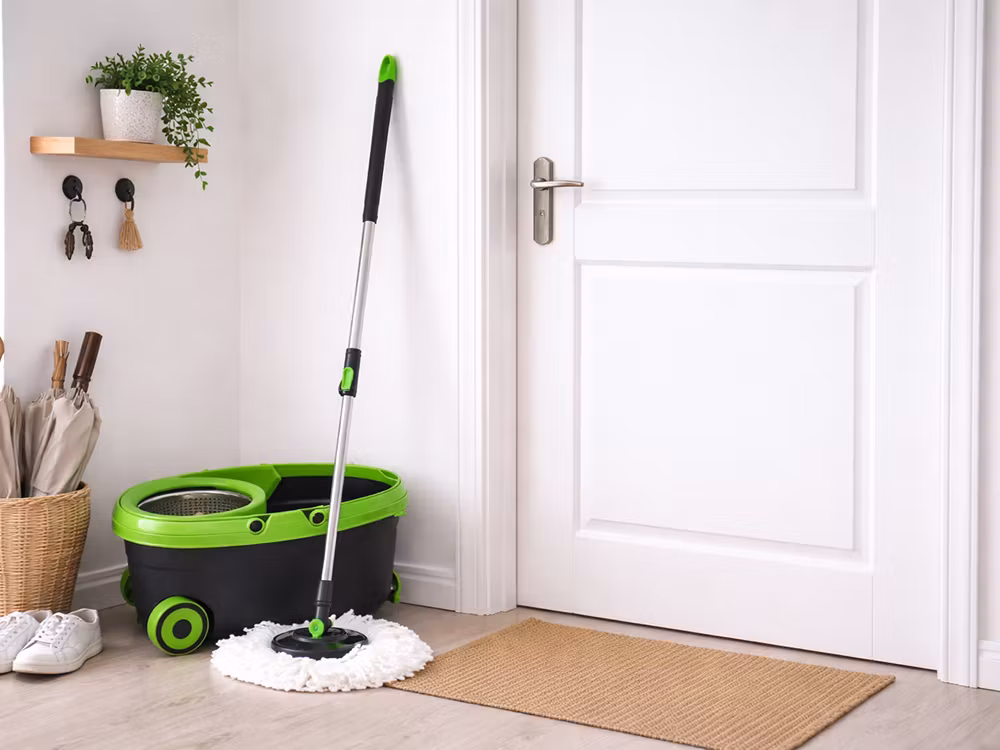 360° roterande mopp med hink på hjul – set med 2 mikrofiberrondeller