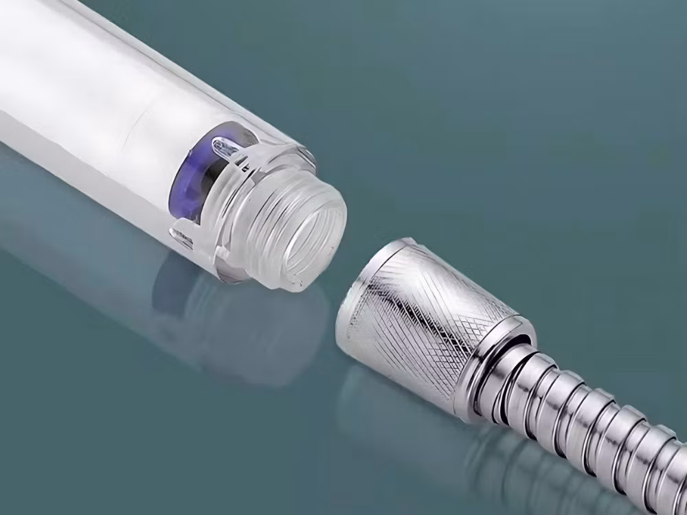 Duschhandtag med utbytbart turbofilter med fläkt
