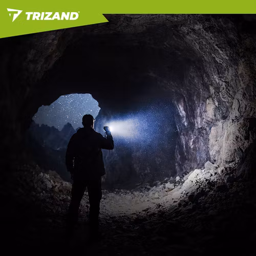 TRIZAND LED Taktisk Ficklampa 800 lm – Kraftfull, Uppladdningsbar & Alltid Redo