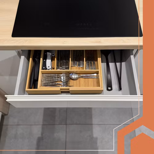 Skridsikker måtte 500×50 grå | Beskyttelse til skuffer og skabe RUHHY