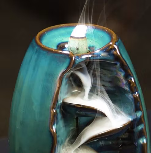 Keramisk backflow rökelsebrännare – vattenfallseffekt med 55 dofter