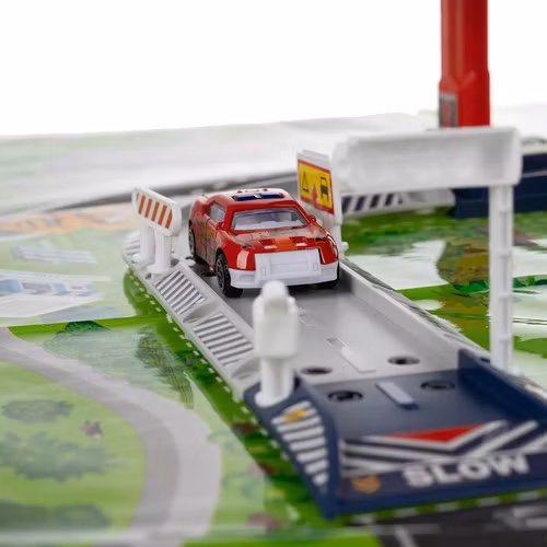 Parkeringsgarage leksak 4 våningar – med hiss, ljus & ljud