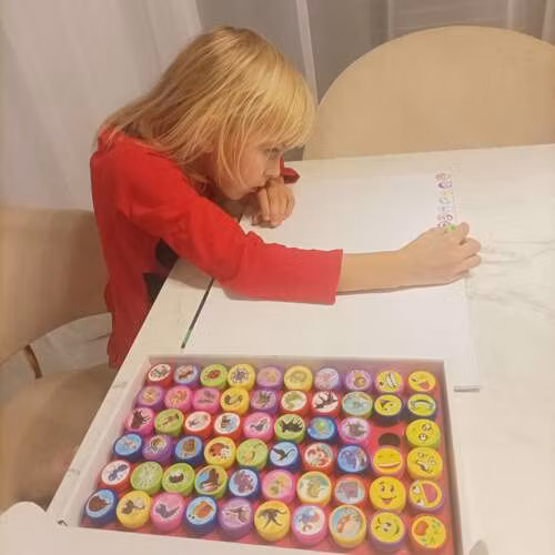 Stämpelset Barn 60 st – Djur & Emojis i Färg