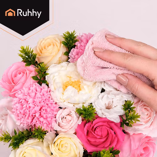 Flower Box med Rosor – Elegant Blomsterdekoration i Presentbox
