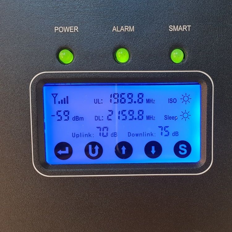 3G-repeater för det mellanstora kontoret +30dBm