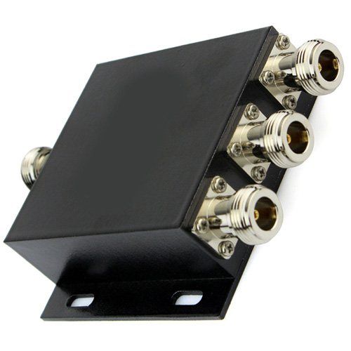 Trevägs microstrip splitter