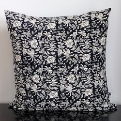 Kuddfodral Emmett i svart offwhite mönster 100% bomull
