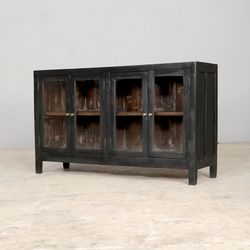 Curtis, sideboard med dörrar i glas