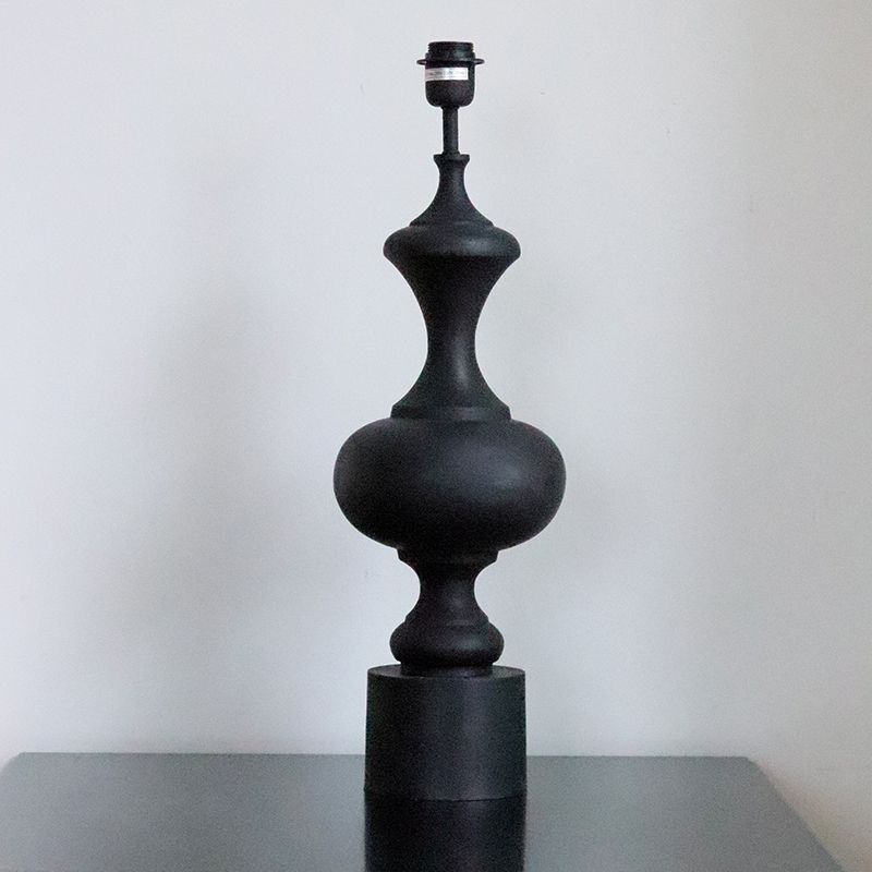 Lampfot Lydie i lackad metall, svart
