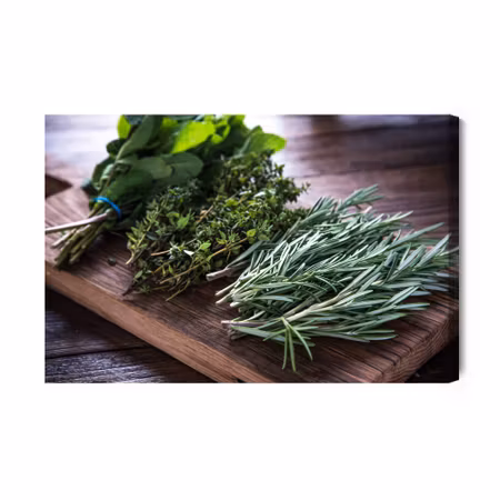 Canvastavla - Bundles of herbs on a wooden board