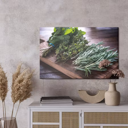 Canvastavla - Bundles of herbs on a wooden board