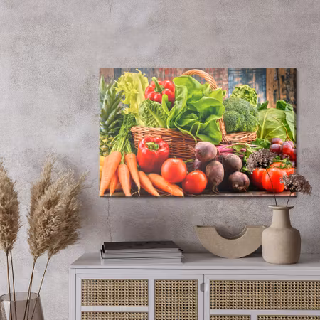 Canvastavla - A basket of fresh vegetables