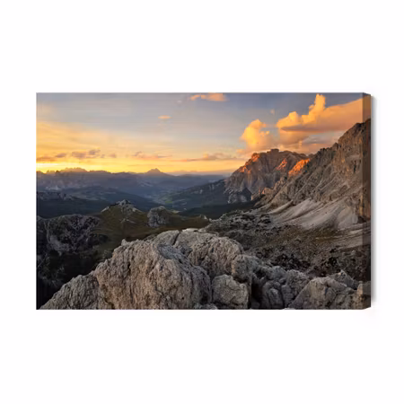 Canvastavla - Dolomites mountain range