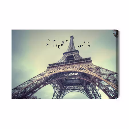 Canvastavla - Bottom view of the eiffel tower