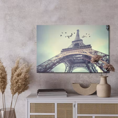 Canvastavla - Bottom view of the eiffel tower