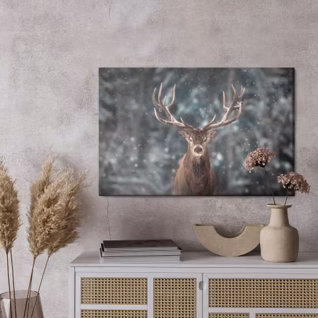 Canvastavla - Deer in the middle of a forest