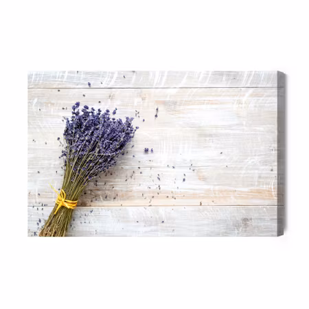 Canvastavla - Lavender on a background of wooden boards