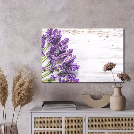 Canvastavla - Lavender flowers on a wood background