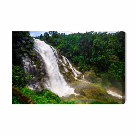 Canvastavla - Waterfall in the tropical forest