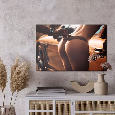 Canvastavla - Woman in underwear against the