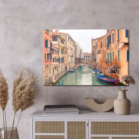Canvastavla - Strait in venice