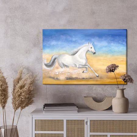 Canvastavla - A horse galloping in the desert