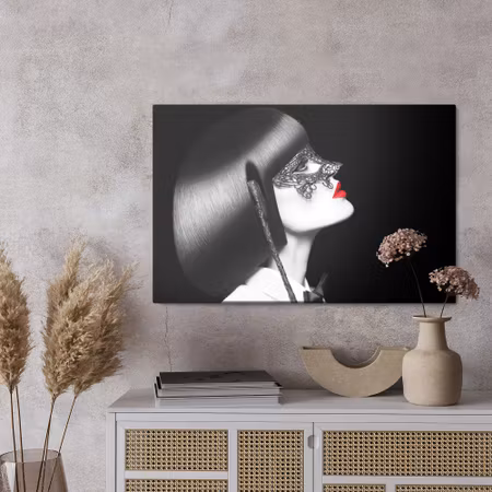 Canvastavla - Woman in vintage mask