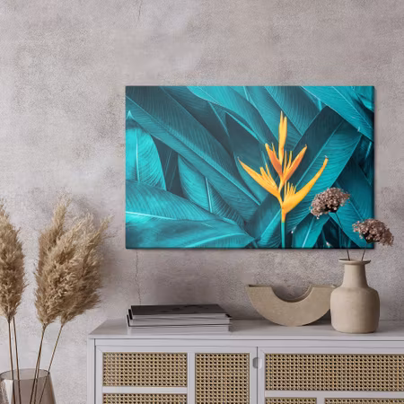 Canvastavla - Orange flower on a background of