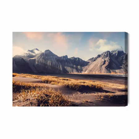 Canvastavla - Vestrahorn mountain in iceland