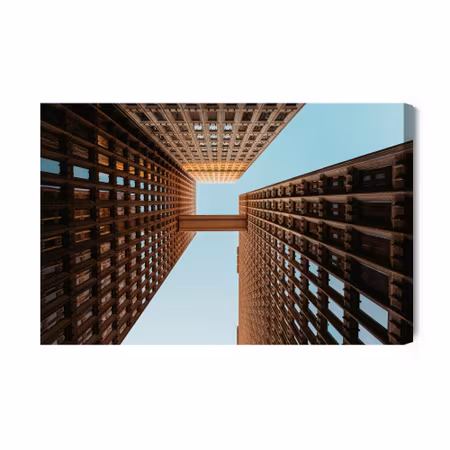 Canvastavla - Huge building, view from below