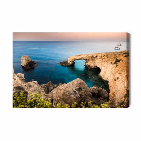 Canvastavla - Rock formations by the sea