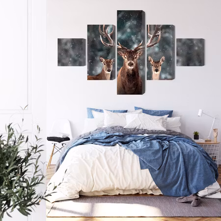 Canvastavla - A deer and two does in the forest