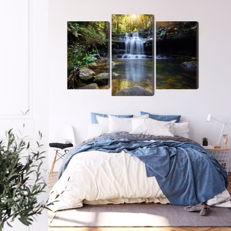 Canvastavla - A waterfall in the bush