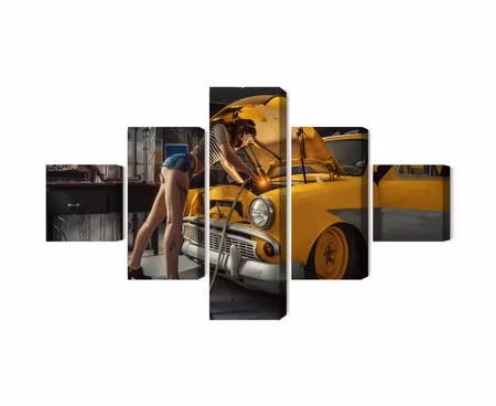 Canvastavla - Sexy woman welded to a car interior