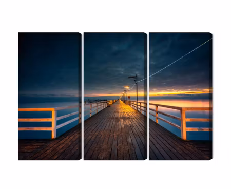 Canvastavla - Evening view of the wooden pier
