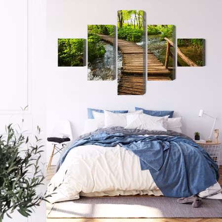 Canvastavla - Wooden pier in the forest