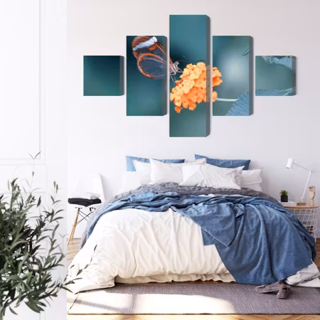 Canvastavla - Butterfly in the summer garden