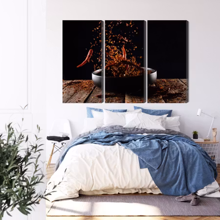 Canvastavla - Cayenne pepper in flight