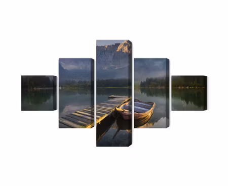 Canvastavla - Wooden bridge over a mountain lake 3d