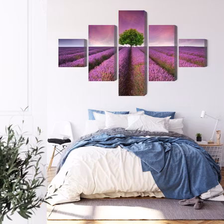 Canvastavla - A tree in the middle of a 3d lavender