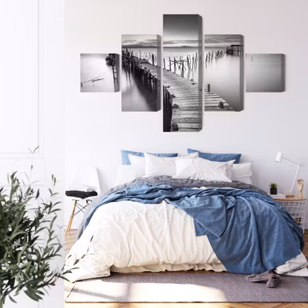 Canvastavla - A dilapidated pier