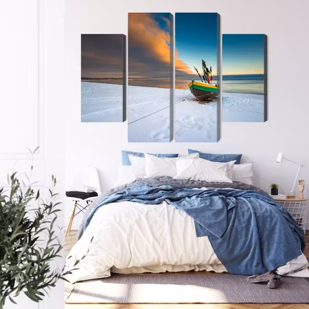 Canvastavla - Fishing boat on the snow-covered beach