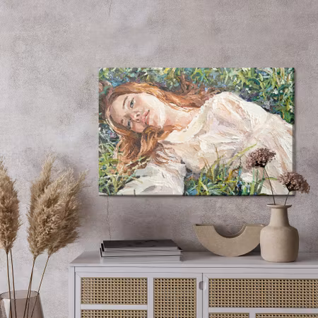Canvastavla - .a red-haired beauty, a young girl lies