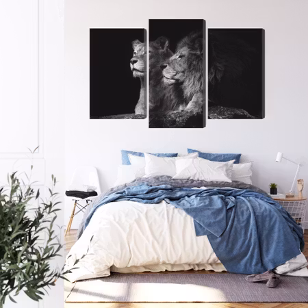 Canvastavla - Lion and lioness on a black background
