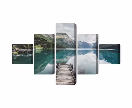 Canvastavla - View of the lovatnet lake