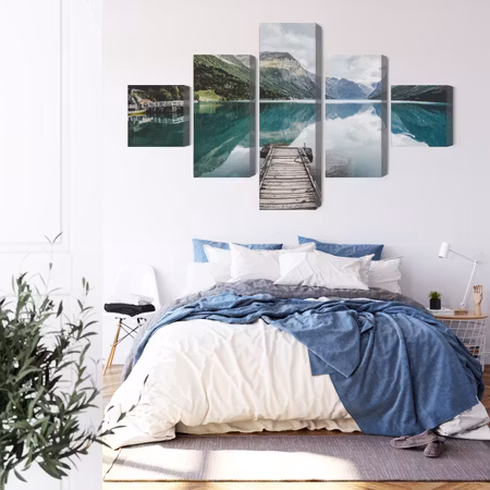 Canvastavla - View of the lovatnet lake