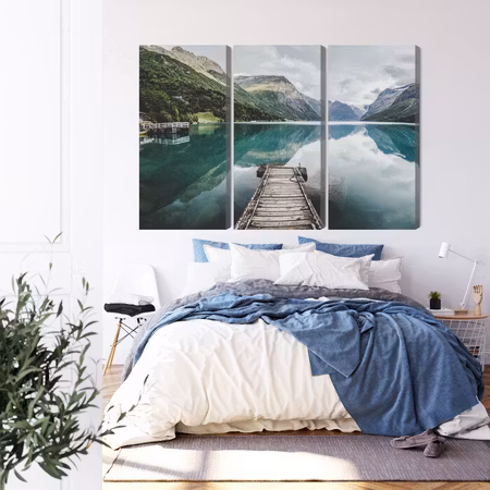 Canvastavla - View of the lovatnet lake